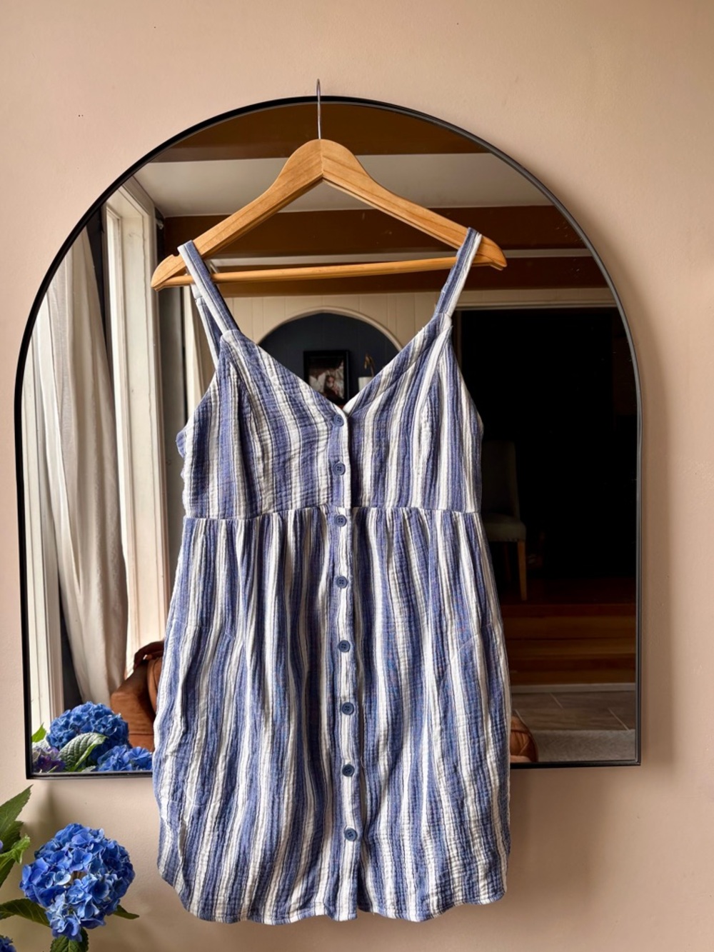GENTLE FAWN | Lorelei cotton gauze mini dress | size medium - Picture 2 of 4
